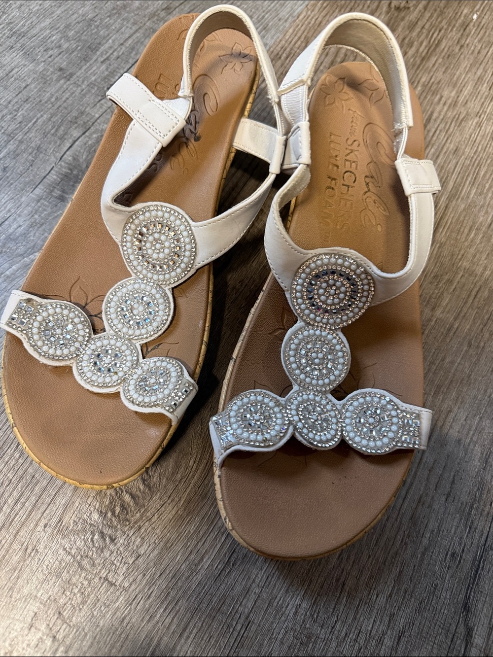 Skechers White Beaded T-Strap Comfort Sandals